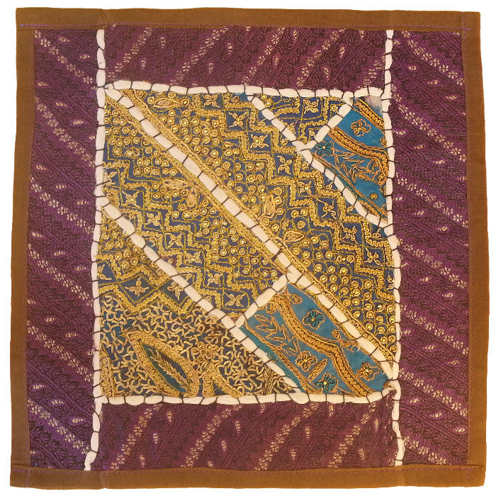 وسط میزی کوچک عسلی سرمه دوزی کد QUSER38
