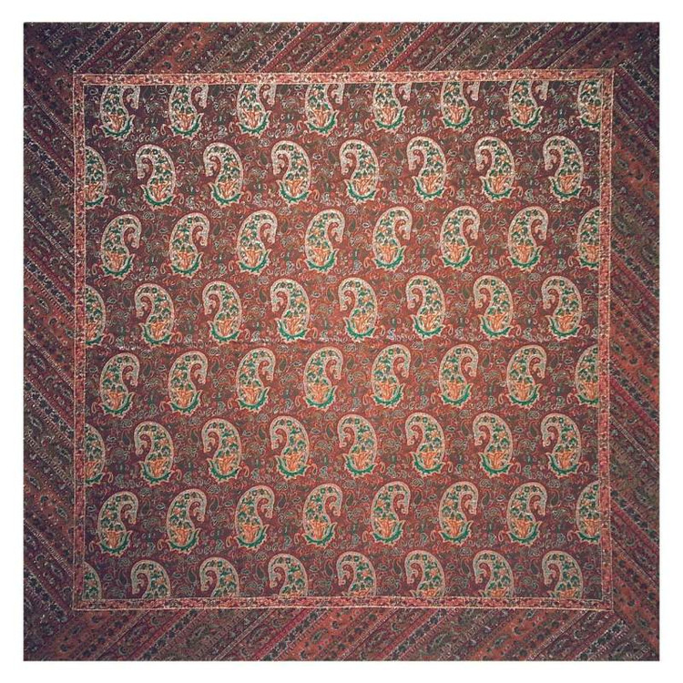 رومیزی مربع ترمه ابریشم کد TRM129