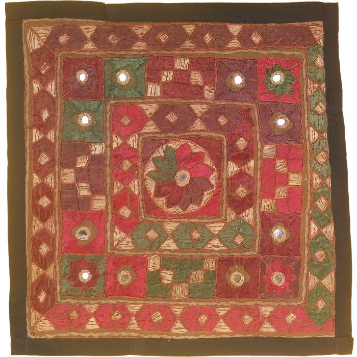 وسط میزی کوچک عسلی سوزن دوزی کد QUSOOZ54