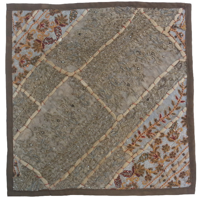 وسط میزی کوچک عسلی سرمه دوزی پرکار کد QUSERPOR20