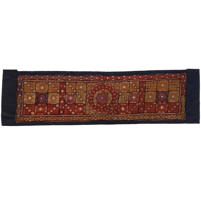رومیزی سوزن دوزی باریک کد SOOZRA18