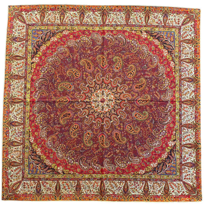 رومیزی مربع ترمه ابریشم کد TRM179