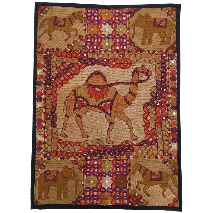 رومیزی سوزن دوزی ابریشم دیوار کوب کد GHAAB32