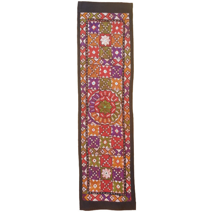 رومیزی سوزن دوزی باریک کد SOOZRA53