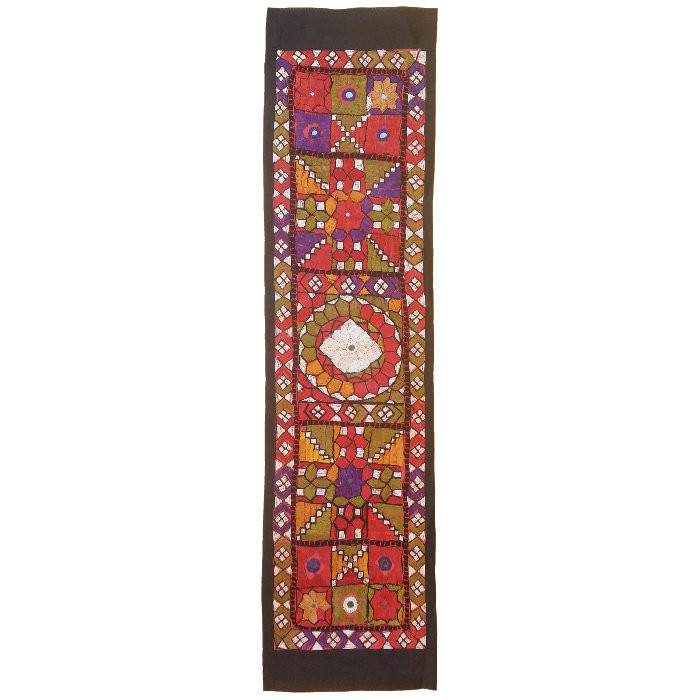 رومیزی سوزن دوزی باریک کد SOOZRA65
