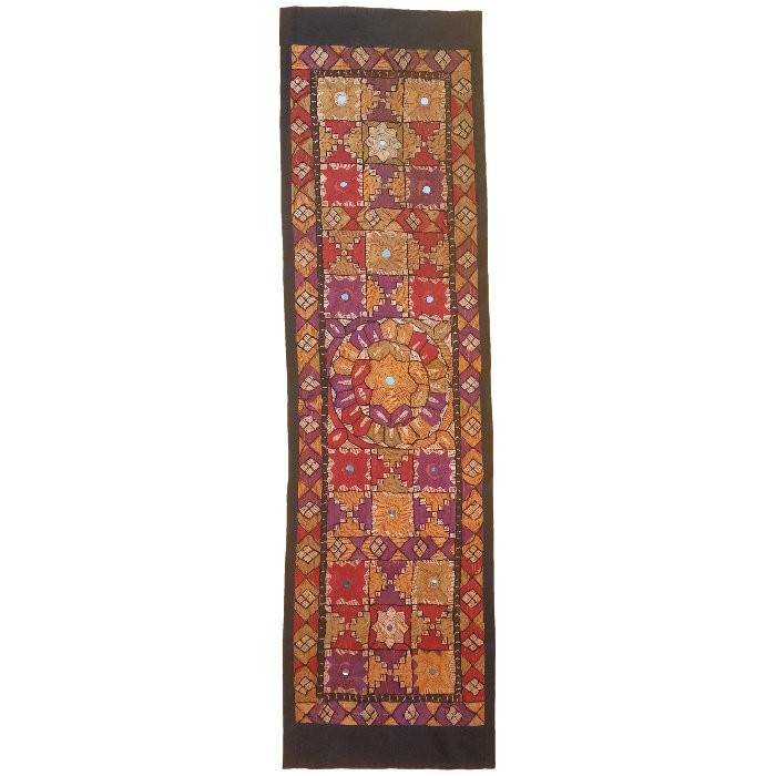 رومیزی سوزن دوزی باریک کد SOOZRA79