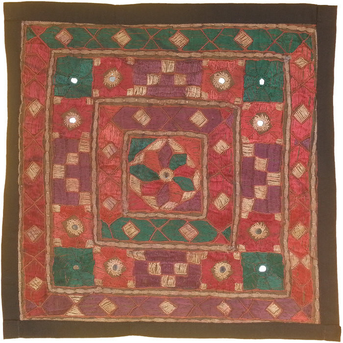 وسط میزی کوچک عسلی سوزن دوزی کد QUSOOZ51
