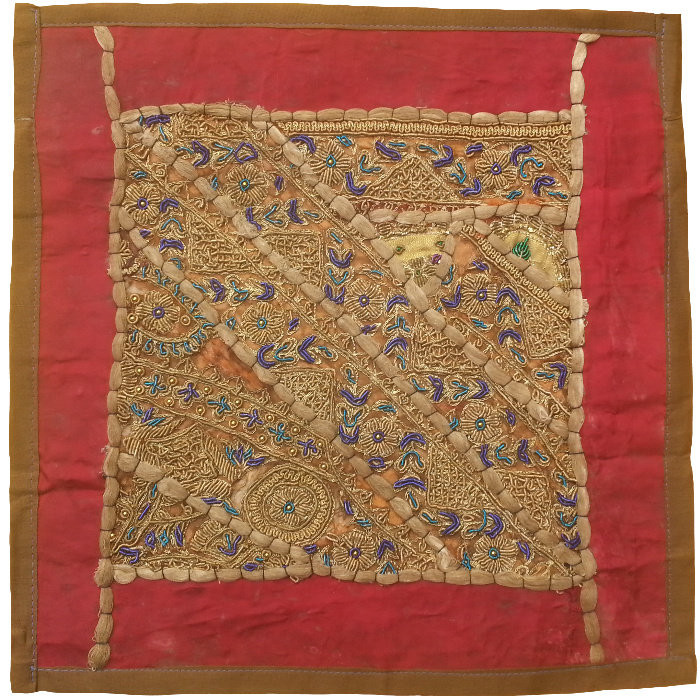 وسط میزی کوچک عسلی سرمه دوزی کد QUSER10