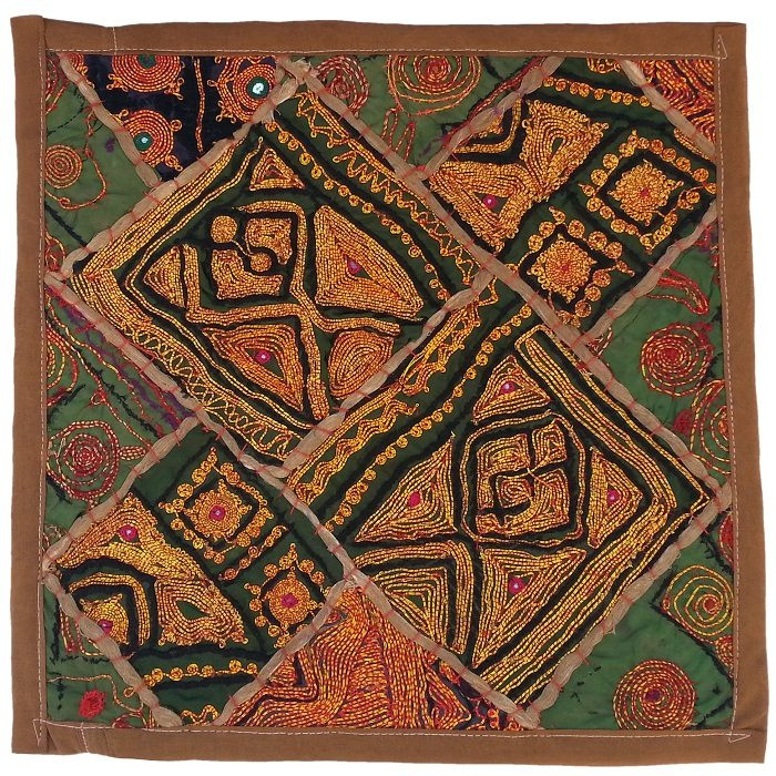 وسط میزی کوچک عسلی سوزن دوزی گلابتون کد QUZAR1