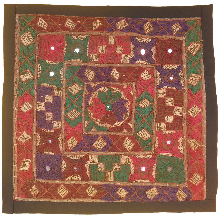 وسط میزی کوچک عسلی سوزن دوزی کد QUSOOZ42