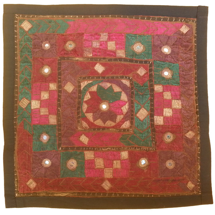 وسط میزی کوچک عسلی سوزن دوزی کد QUSOOZ69
