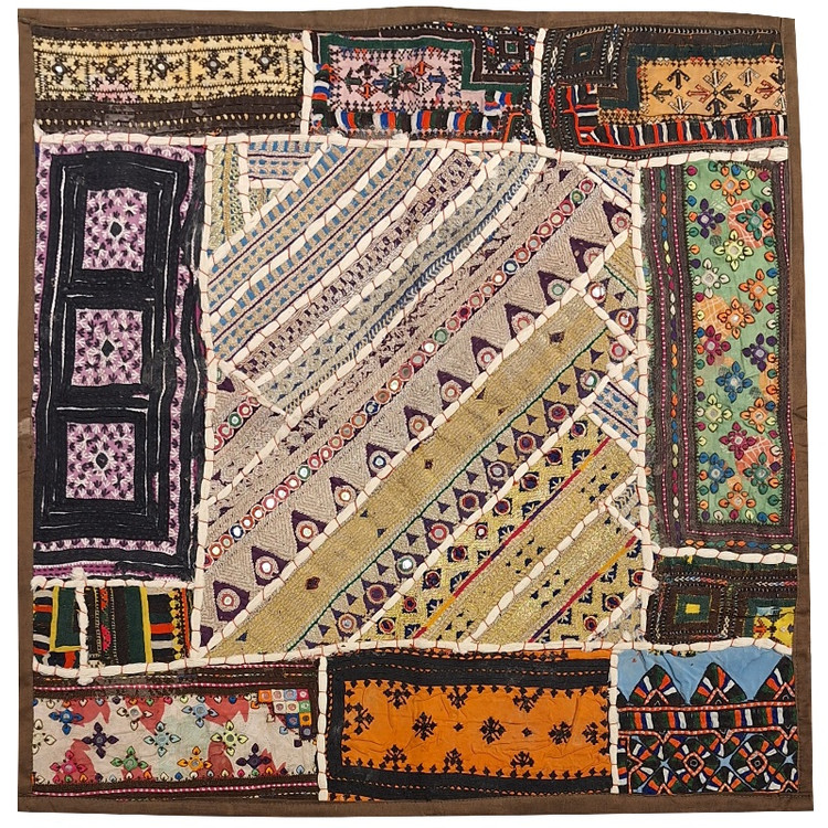 رومیزی سوزن دوزی مدل چهل تیکه کد MORKOH۸