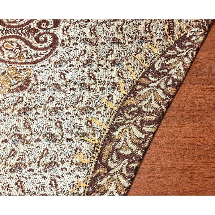 رومیزی گرد طرح ترمه دارباف کد TMOGH11