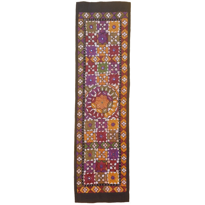 رومیزی سوزن دوزی باریک کد SOOZRA82