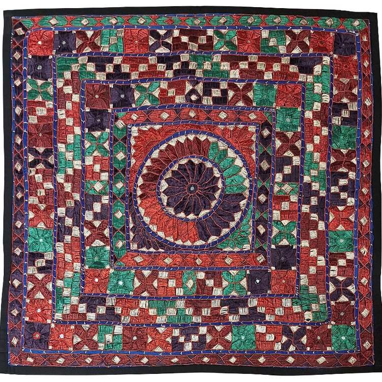 رومیزی سوزن دوزی کد SOOZMOR1
