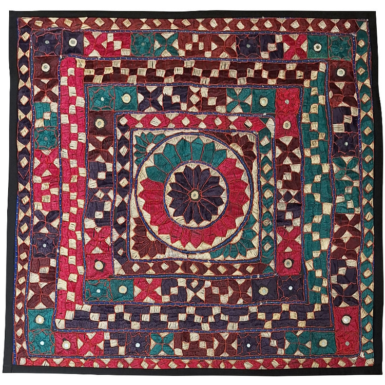 رومیزی سوزن دوزی کد SOOZMOR9